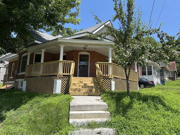202 Clay ST, Savanna, IL 61074