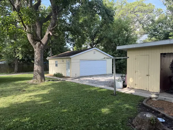 110 E Kaskaskia ST, Pinckneyville, IL 62274
