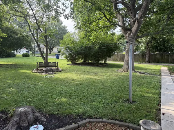 110 E Kaskaskia ST, Pinckneyville, IL 62274