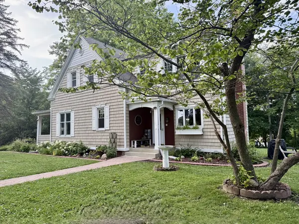 3 Trexler AVE, Oglesby, IL 61348
