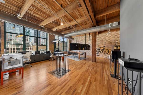 1017 W Washington BLVD #3G, Chicago, IL 60607
