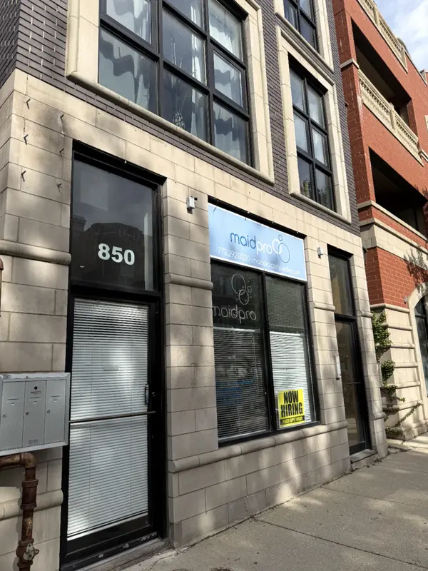 850 N Damen AVE, Chicago, IL 60622
