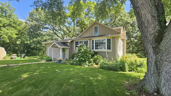 28W719 Barnes AVE, West Chicago, IL 60185