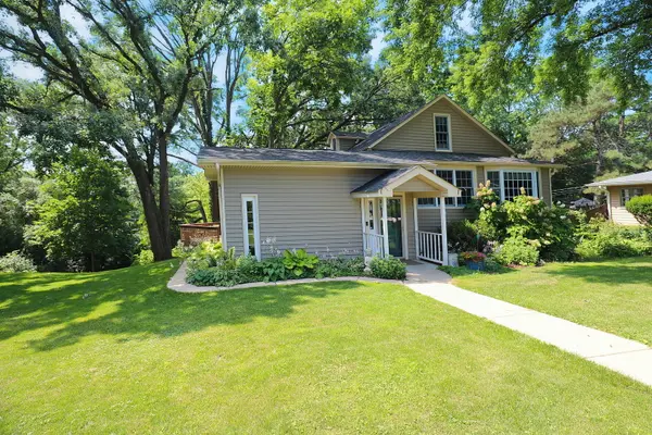 28W719 Barnes AVE, West Chicago, IL 60185