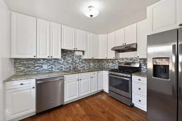 420 Berkshire LN, Des Plaines, IL 60016