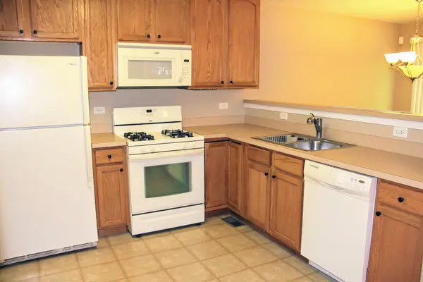32427 N MACKINAC LN, Lakemoor, IL 60051