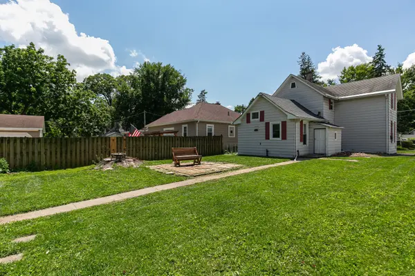 2320 18th Street A, Moline, IL 61265