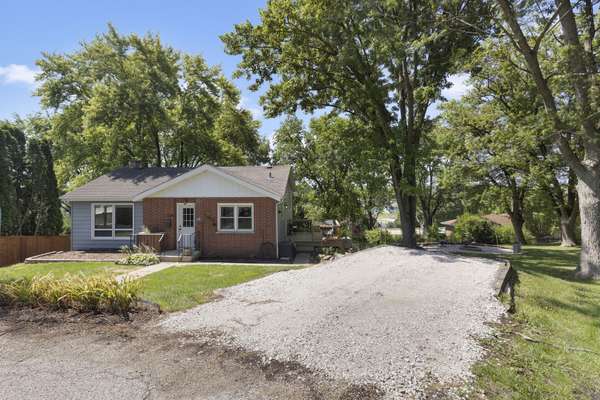 110 Cheri LN, Antioch, IL 60002