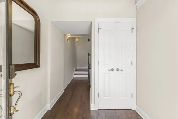 460 PENNSYLVANIA AVE #C, Glen Ellyn, IL 60137