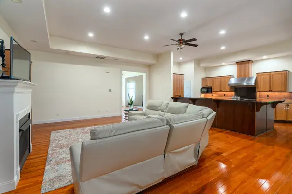 605 Deer TRL, Carbondale, IL 62901