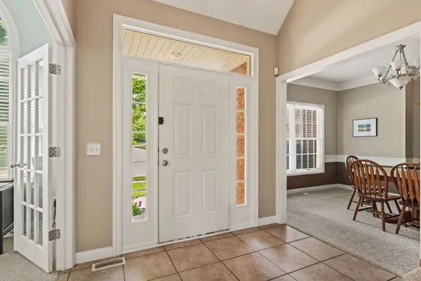 3212 Summertree AVE, Bettendorf, IA 52722