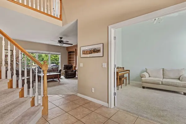 3212 Summertree AVE, Bettendorf, IA 52722