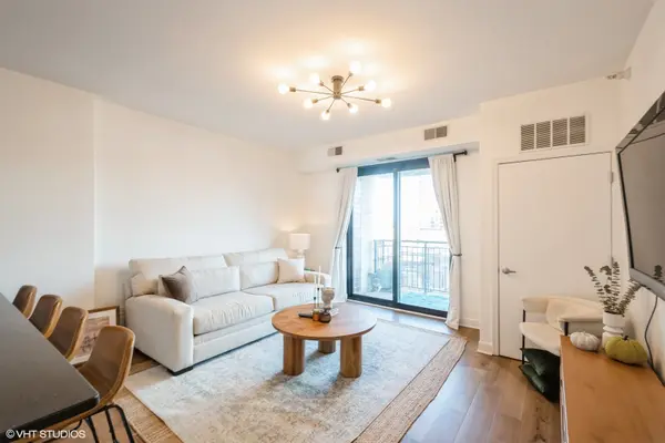 451 W HURON ST #804, Chicago, IL 60654
