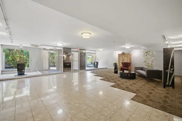 1534 Mcdaniels AVE #3E, Highland Park, IL 60035