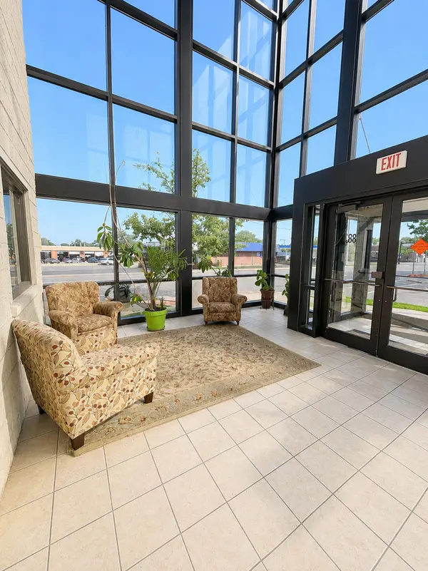 8828 Niles Center RD #301, Skokie, IL 60077