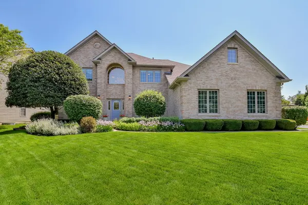 3940 Highknob CIR, Naperville, IL 60564