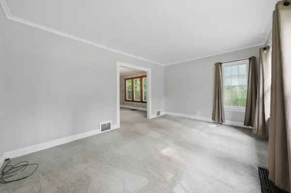 132 S Adams ST, Hinsdale, IL 60521