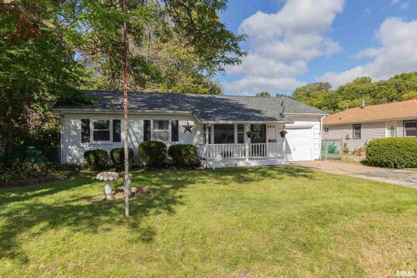 3823 15th ST, Moline, IL 61265