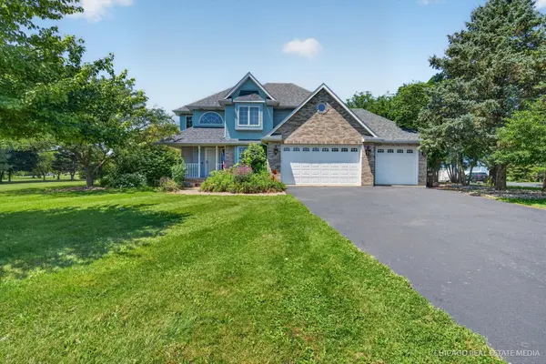 27031 Brickville RD, Sycamore, IL 60178