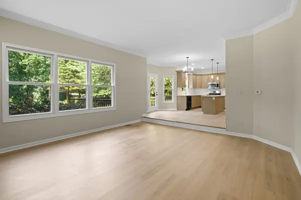 10414 Country LN, Beach Park, IL 60087
