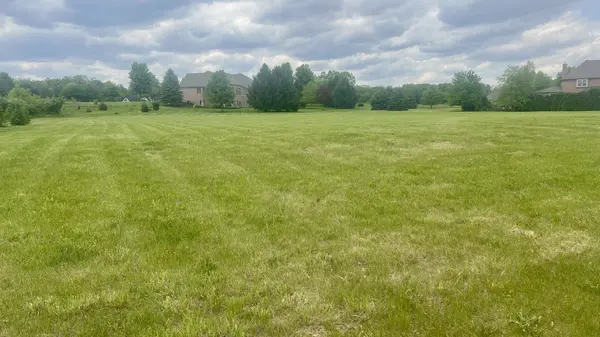 5008 Smokethorn TRL, Belvidere, IL 61008