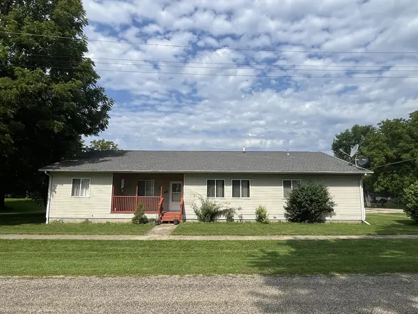 319 N 4th ST, Neponset, IL 61345