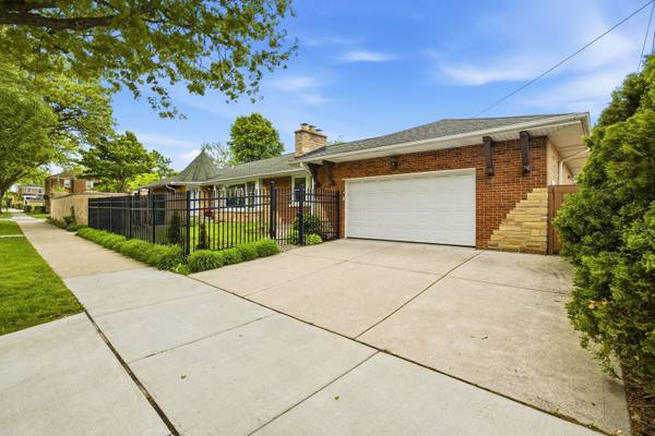 1758 N Natoma AVE, Chicago, IL 60707