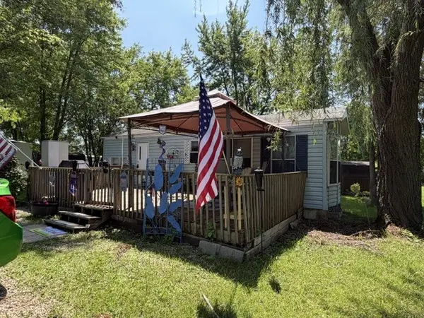 2795 E 28th Lot 968 RD, Seneca, IL 61360