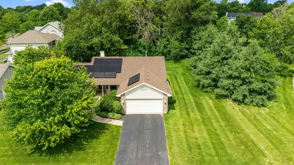 3636 Adler LN, Rockford, IL 61114