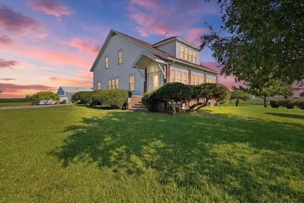 10168 N 600 E RD, Gridley, IL 61744
