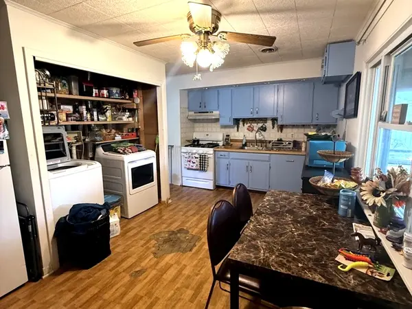 216 Linden AVE, Romeoville, IL 60446