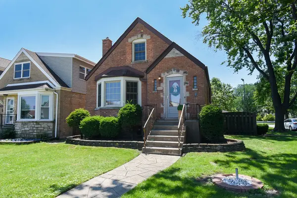 7257 W Fitch AVE, Chicago, IL 60631