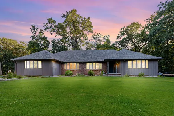 606 Mary LN, St. Anne, IL 60964