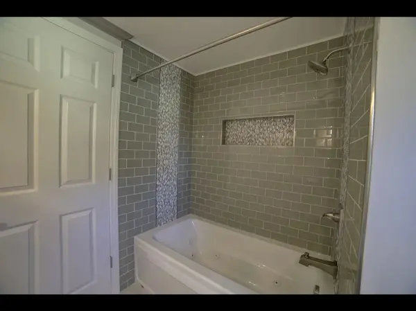 379 W North ST, Watseka, IL 60970
