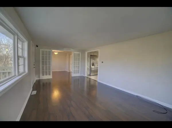 379 W North ST, Watseka, IL 60970