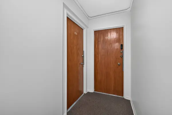 415 S MAPLE AVE #503, Oak Park, IL 60302