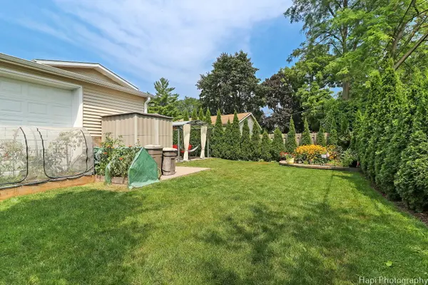 1569 Sherman PL, Des Plaines, IL 60016