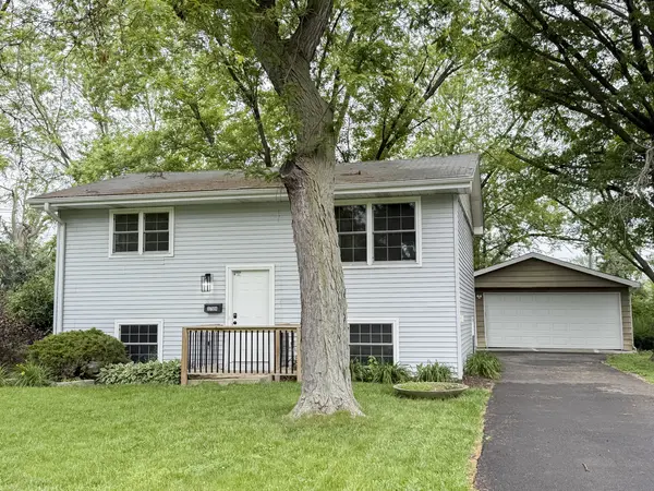 3704 Linden RD, Richton Park, IL 60471