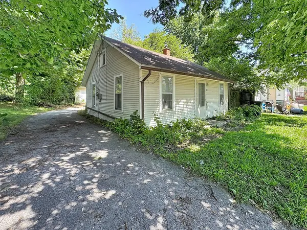 4009 6th ST, Rock Island, IL 61201