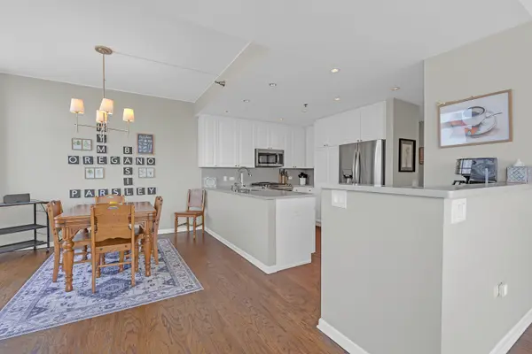 1515 S Prairie AVE #1214, Chicago, IL 60605