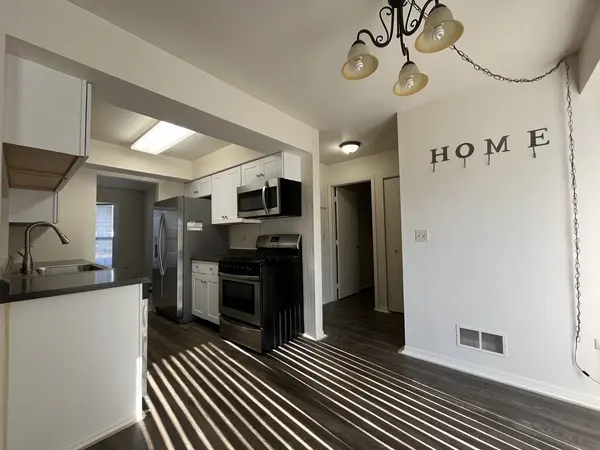 1132 Crimson CT, Naperville, IL 60564