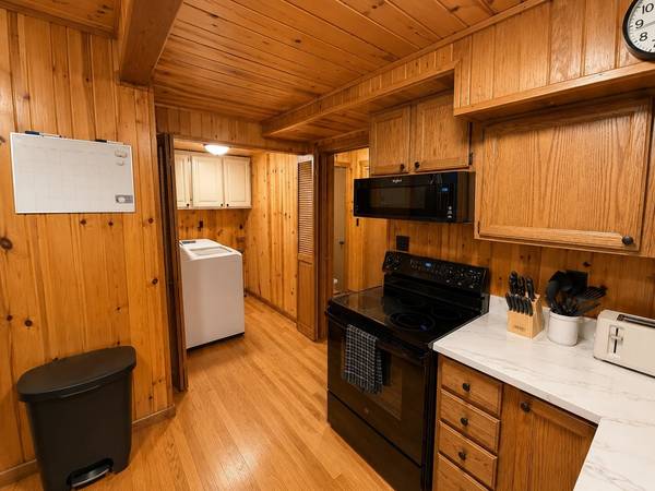 325 ROCHESTER RD, Poplar Grove, IL 61065