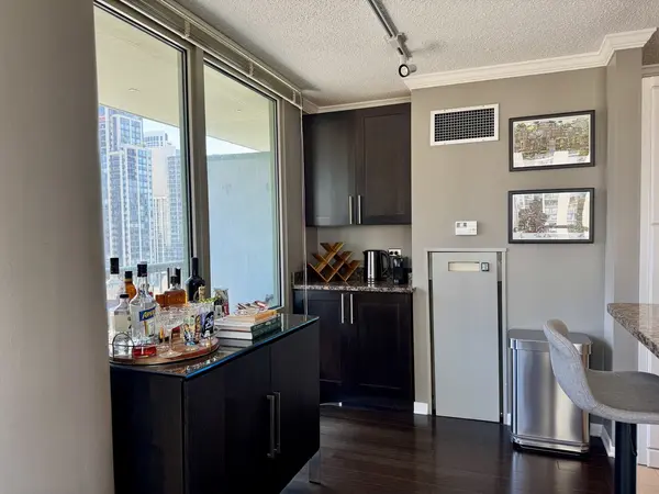 111 W Maple ST #1501, Chicago, IL 60610