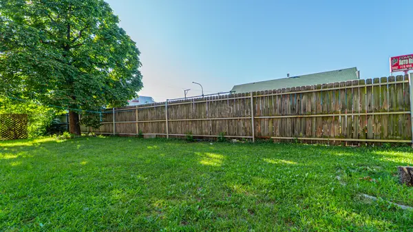 13351 S Baltimore AVE, Chicago, IL 60633
