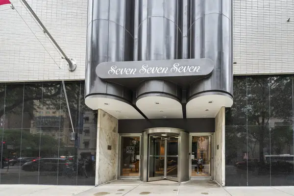 777 N Michigan AVE #2109, Chicago, IL 60611
