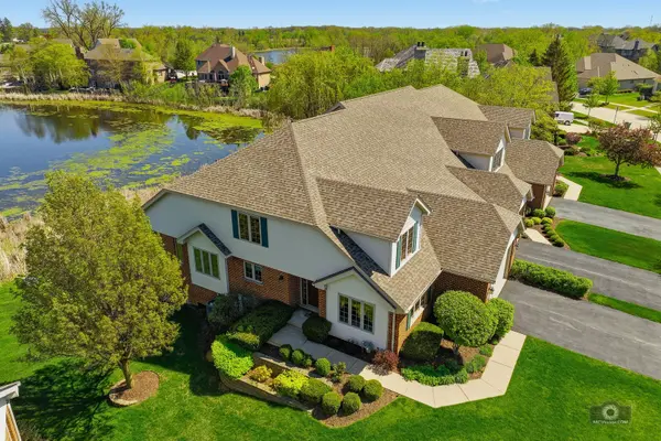 12198 Oxford CT, Lemont, IL 60439
