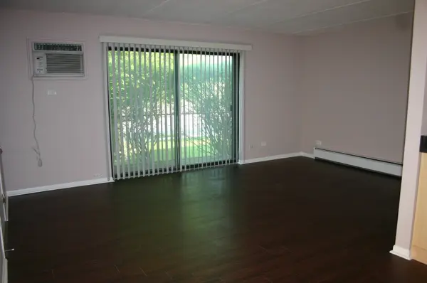 724 Warren AVE #101, Downers Grove, IL 60515
