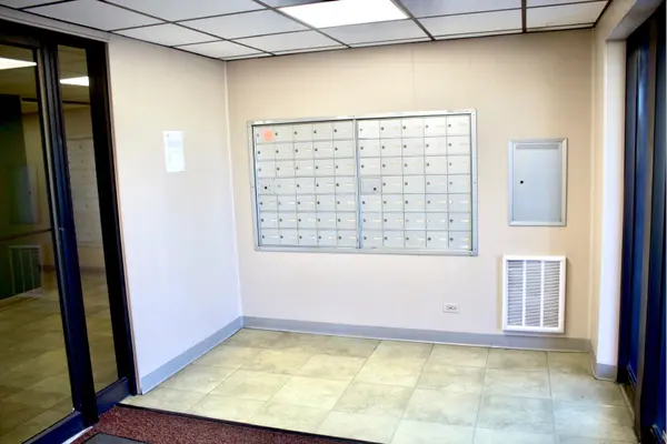 850 Des Plaines AVE #409, Forest Park, IL 60130