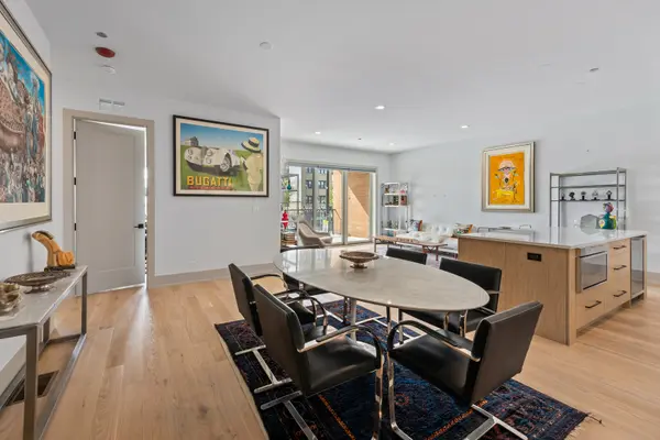 1548 W Ardmore AVE #2C, Chicago, IL 60660