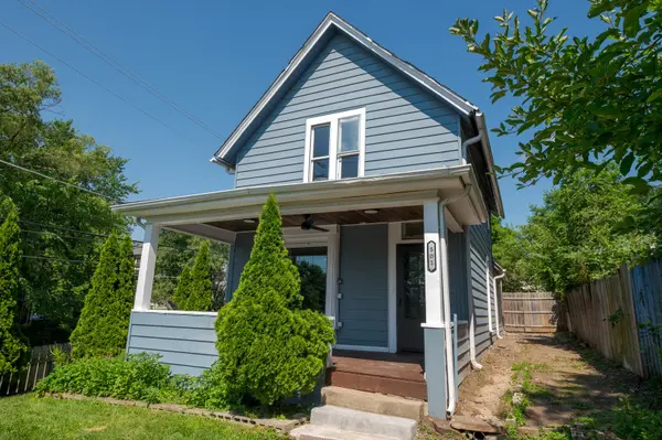 501 Raymond ST, Elgin, IL 60120
